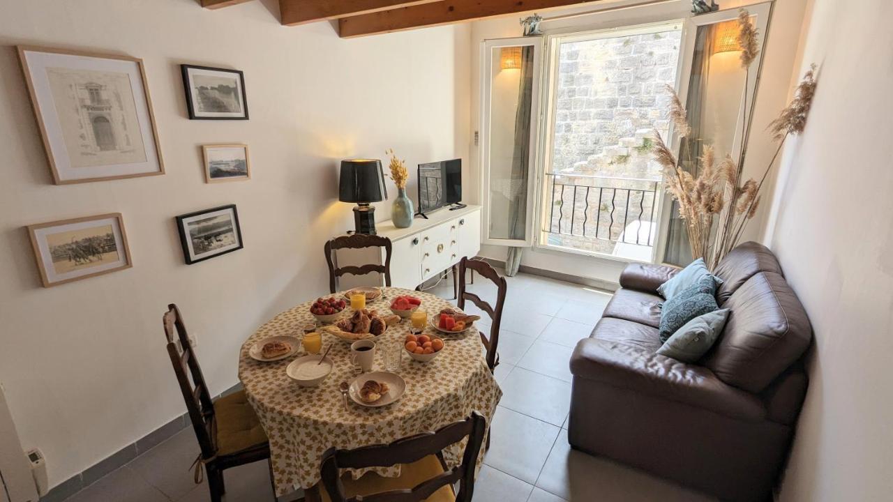 Maison De Village Avec Garage Aigues-Mortes Buitenkant foto
